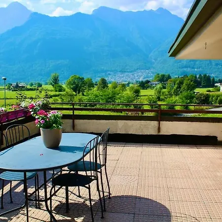 Ampia Casa Con Terrazze Panoramiche Vista Alpi Appartement *
